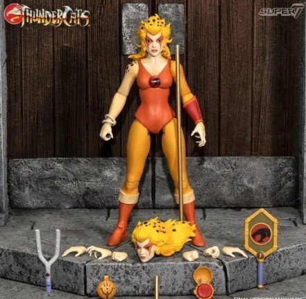 Super7 ULTIMATES! Cheetara ThunderCats — action figure con bastone
