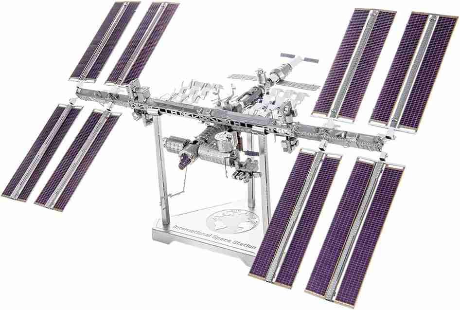 Metal Earth ICONX Stazione Spaziale Internazionale ISS modellino