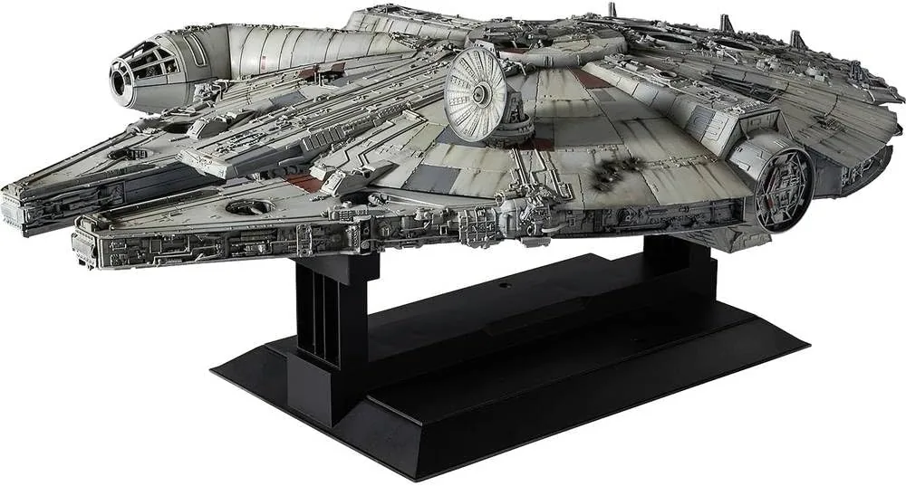 Revell Star Wars 01206 Millennium Falcon Perfect Grade — Maquette in scala