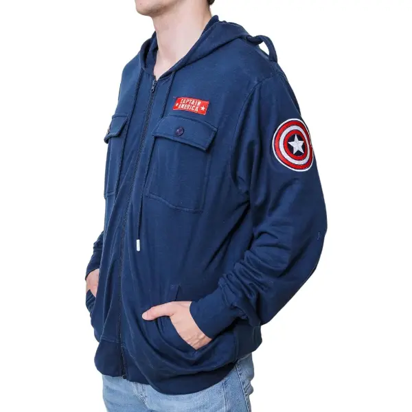Felpa con cappuccio con lo scudo di Capitan America applicato a toppa