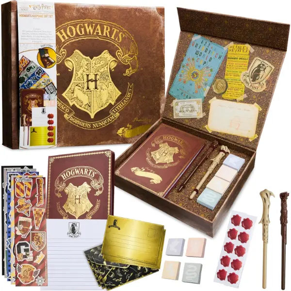 Kit di cancelleria Harry Potter con agenda A5 penna a forma di bacchetta e carta da lettere