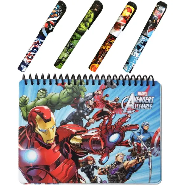 Libro per autografi Marvel Avengers con copertina rigida e quattro penne