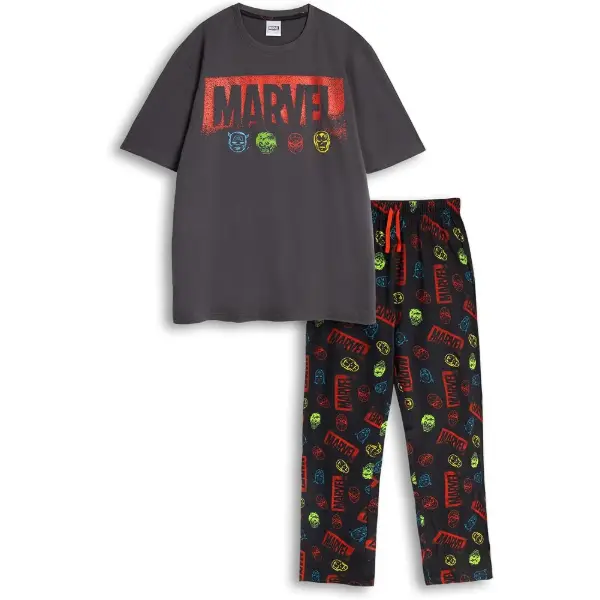 Pigiama da uomo Marvel Avengers con maniche corte e pantalone lungo