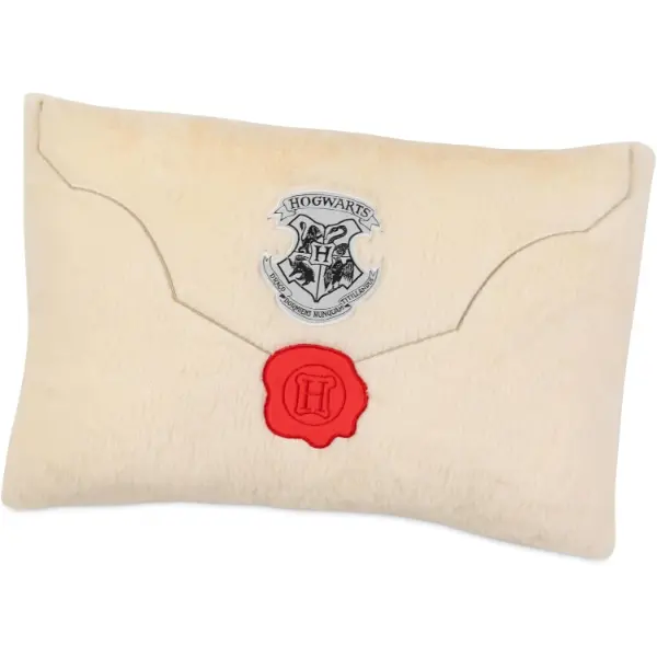 Cuscino United Labels sagomato a busta con il sigillo di ceralacca della lettera di Hogwarts